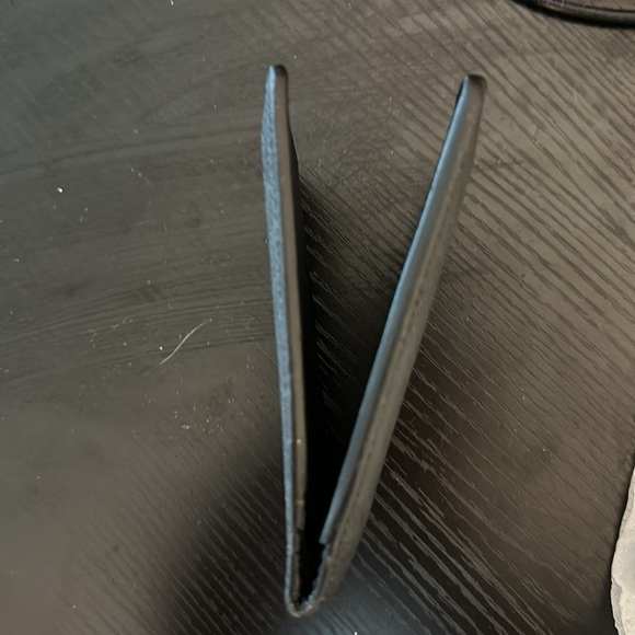 Louis Vuitton Vintage Black Taiga Leather Slim Wallet - Picture 10 of 12